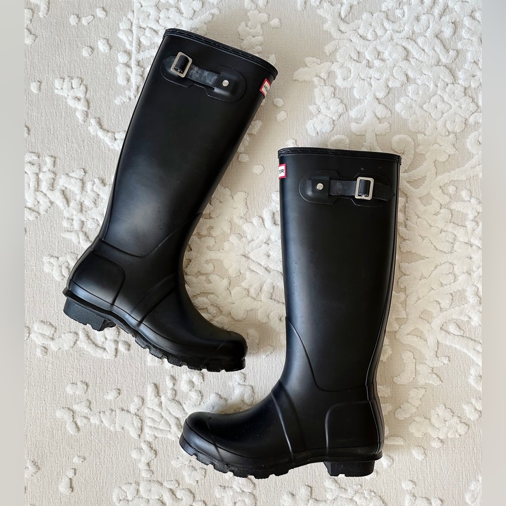 New Without Box Women’s Hunter Original Tall Rain Boot in Black